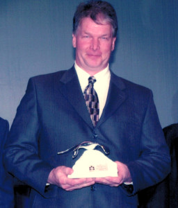 Award-Len-cropped