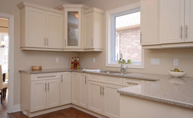 Tackaberry Ridge Model Home by-small-009-Kitchen-666×444-72dpi